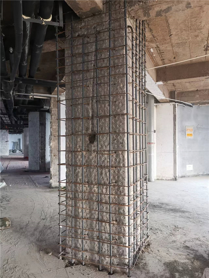 柱加大截面加固